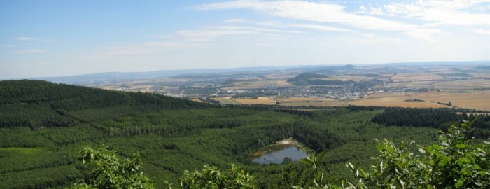 Blick von der Teufelsley uber den Waldsee ins Neuwieder Becken